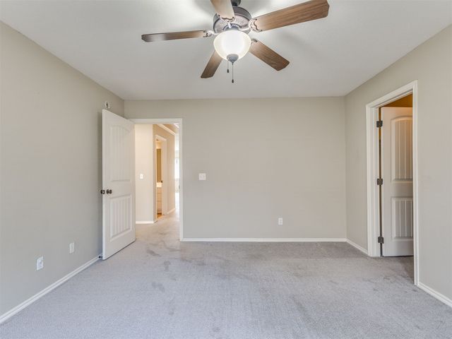 12010 S Pittsburg Avenue, Tulsa, OK 74137