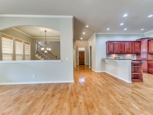 12010 S Pittsburg Avenue, Tulsa, OK 74137
