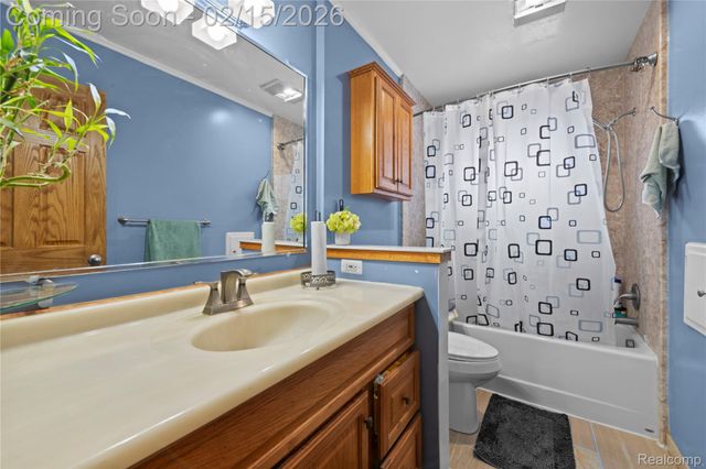 12876 Martin Road, Warren, MI 48088