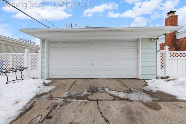 12876 Martin Road, Warren, MI 48088