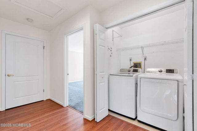 152 Chesterfield Lane, Toms River, NJ 08757