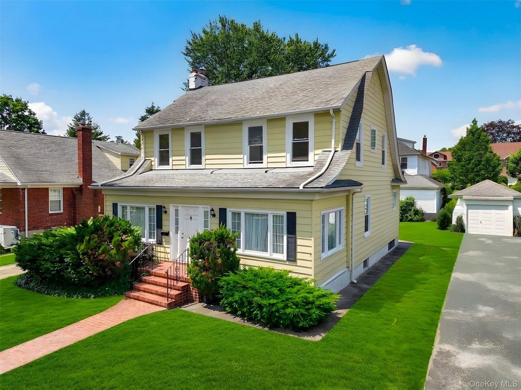 3358 162nd Street, Flushing, NY 11358 — photo 2