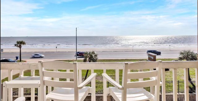 6300 Seawall 2303, Galveston, TX 77551