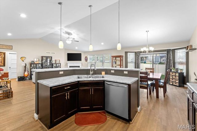 10946 Sylvan Vista Drive, Lebanon, IL 62254