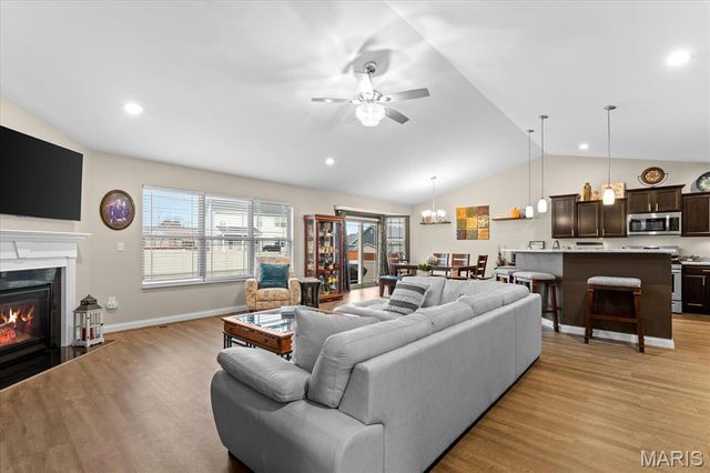 10946 Sylvan Vista Drive, Lebanon, IL 62254