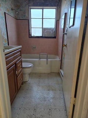 2042 Rutledge Way, Stockton, CA 95207