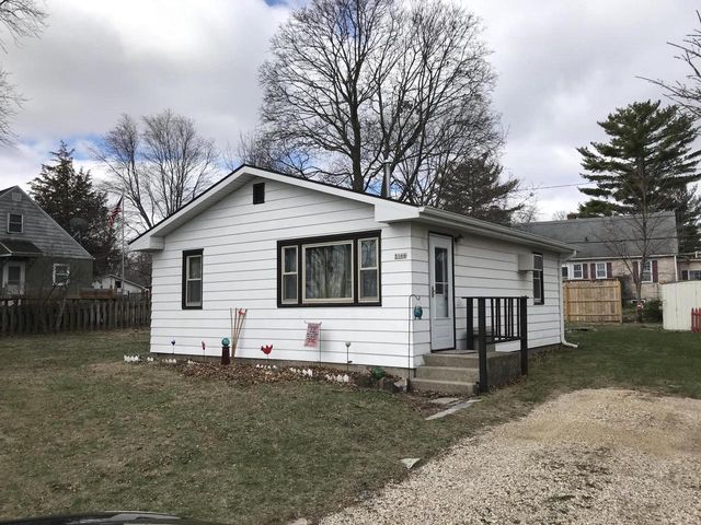 3166 East DRIVE, Lake Geneva, WI 53147