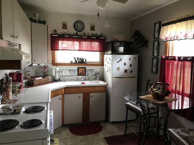 3166 East DRIVE, Lake Geneva, WI 53147