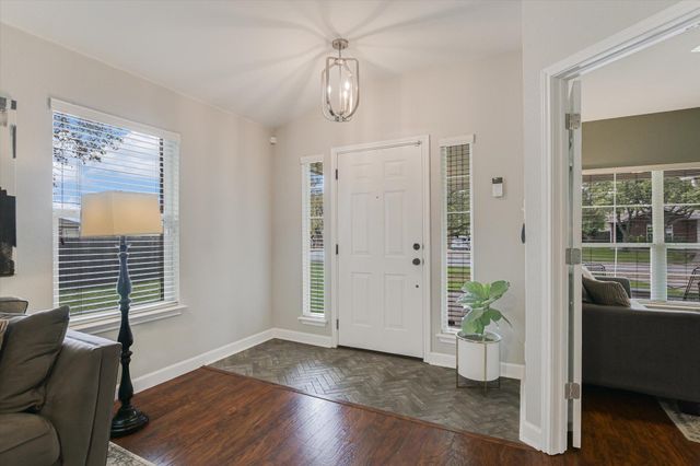 1138 Stone Forest TRL, Round Rock, TX 78681