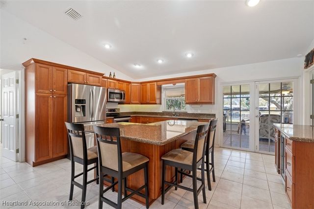 608 SE 8th Avenue, Okeechobee, FL 34974