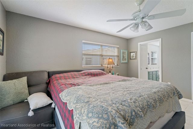 608 SE 8th Avenue, Okeechobee, FL 34974