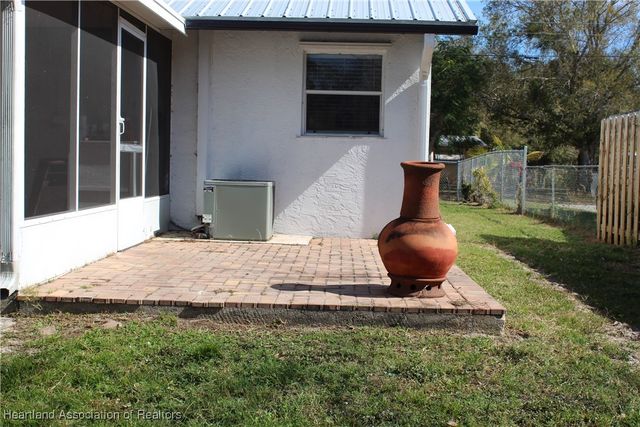 608 SE 8th Avenue, Okeechobee, FL 34974