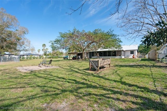 608 SE 8th Avenue, Okeechobee, FL 34974