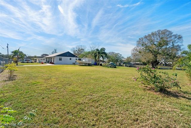 608 SE 8th Avenue, Okeechobee, FL 34974