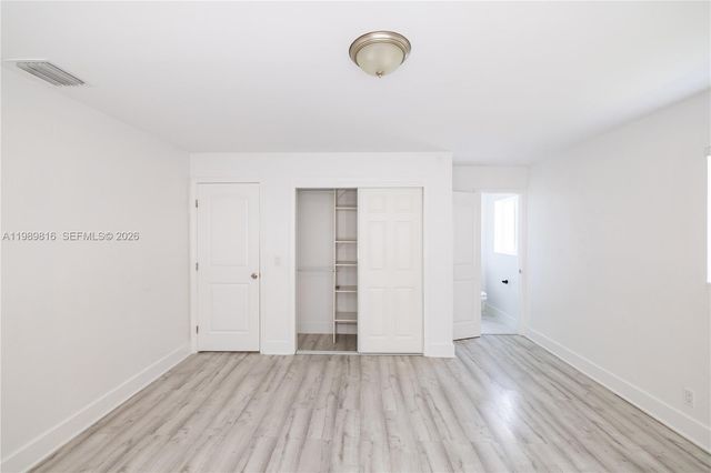 2455 Wiley Ct, Hollywood, FL 33020