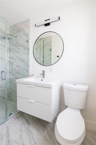 2455 Wiley Ct, Hollywood, FL 33020