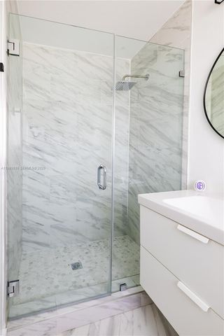 2455 Wiley Ct, Hollywood, FL 33020