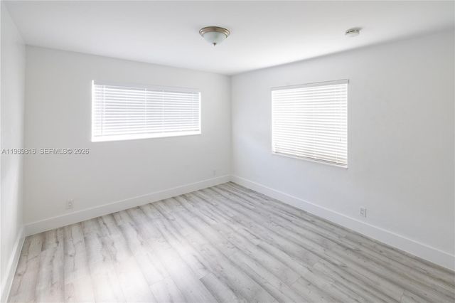 2455 Wiley Ct, Hollywood, FL 33020