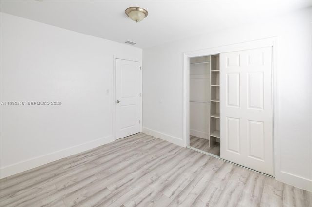 2455 Wiley Ct, Hollywood, FL 33020