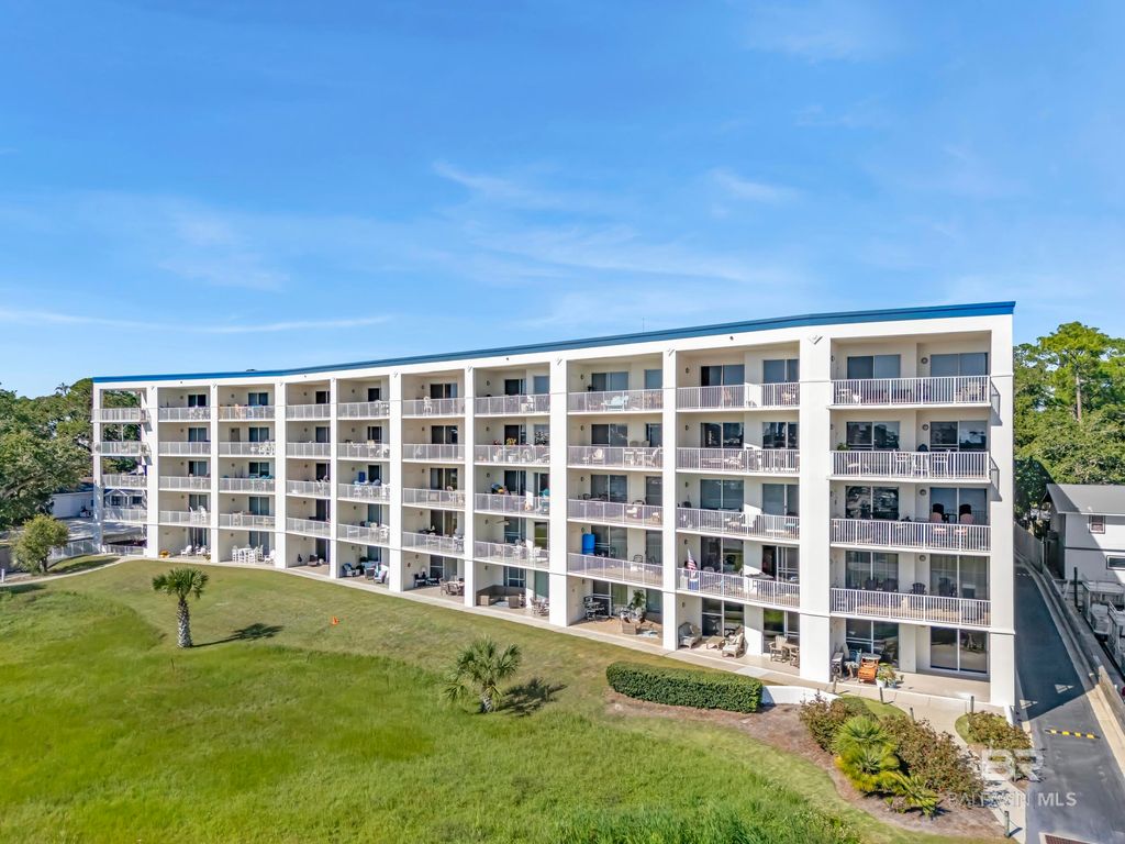 27282 Canal Road 104, Orange Beach, AL 36561