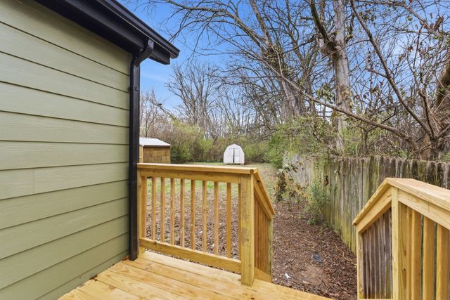 214 W Adams Ave, Lebanon, TN 37087