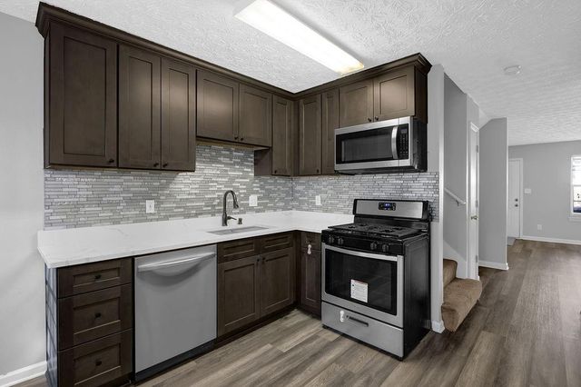 6390 Wedgeview Drive, Tucker, GA 30084