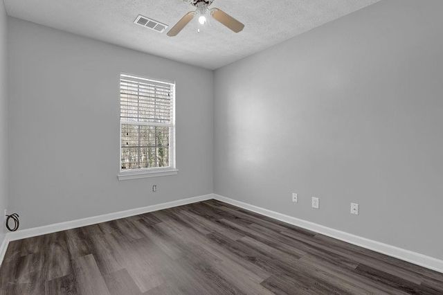 6390 Wedgeview Drive, Tucker, GA 30084