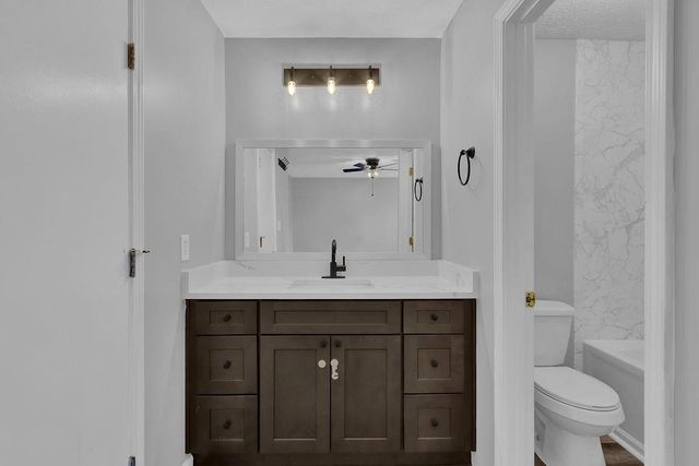 6390 Wedgeview Drive, Tucker, GA 30084