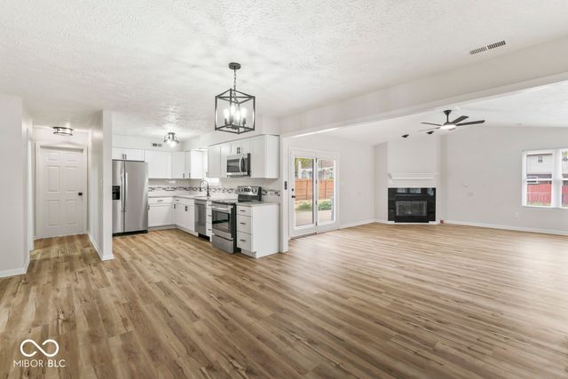 3611 E Southport Road, Indianapolis, IN 46227