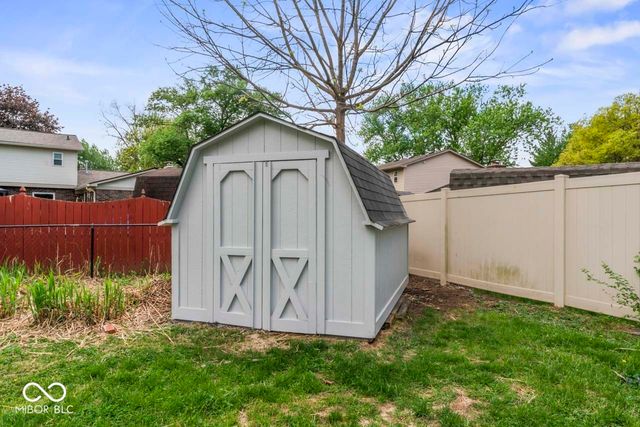 3611 E Southport Road, Indianapolis, IN 46227