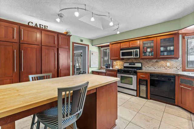 4317 W 98th Street, Bloomington, MN 55437