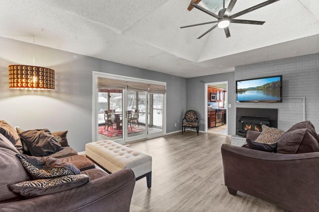 4317 W 98th Street, Bloomington, MN 55437