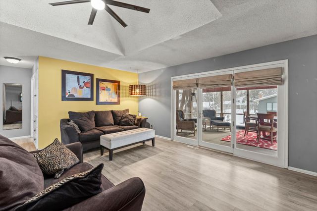 4317 W 98th Street, Bloomington, MN 55437