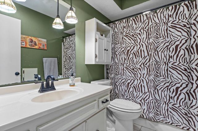 4317 W 98th Street, Bloomington, MN 55437