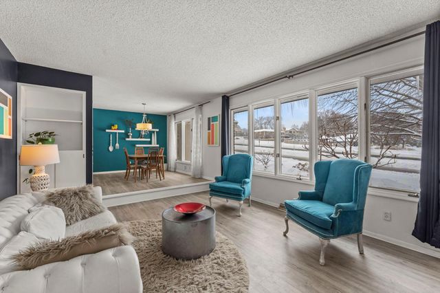 4317 W 98th Street, Bloomington, MN 55437