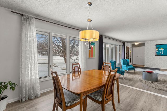 4317 W 98th Street, Bloomington, MN 55437