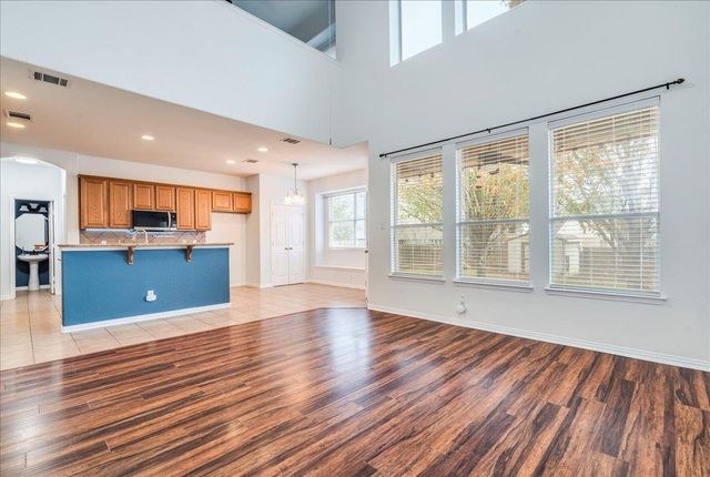 143 Crizer CT, Buda, TX 78610