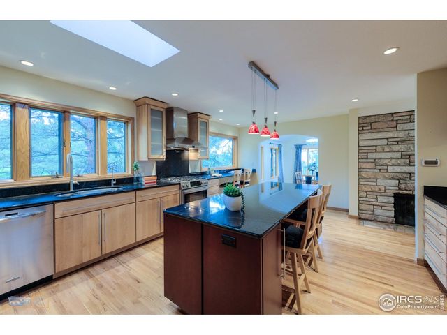 335 Pine Tree Ln, Boulder, CO 80304