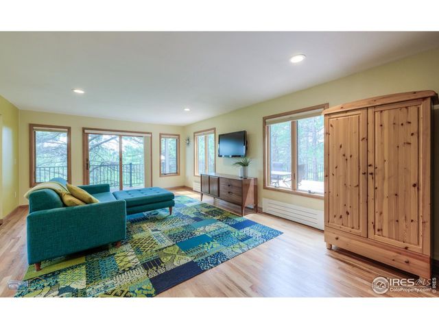 335 Pine Tree Ln, Boulder, CO 80304