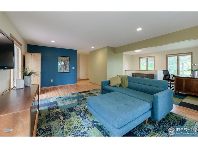 335 Pine Tree Ln, Boulder, CO 80304