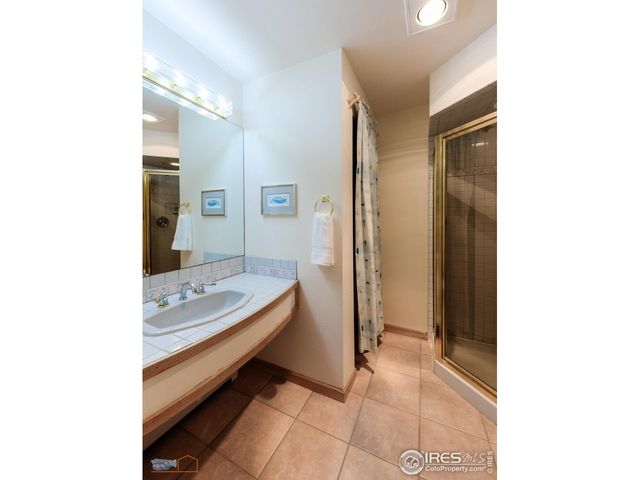 335 Pine Tree Ln, Boulder, CO 80304