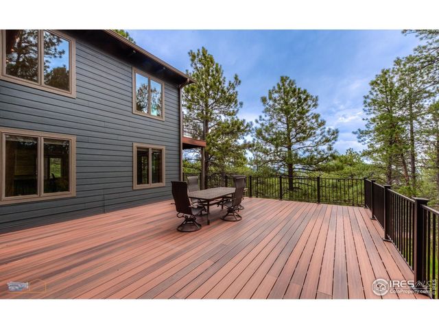 335 Pine Tree Ln, Boulder, CO 80304