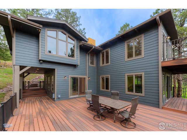 335 Pine Tree Ln, Boulder, CO 80304