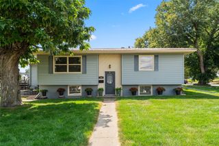 202 E 8th Street, Madrid, IA 50156