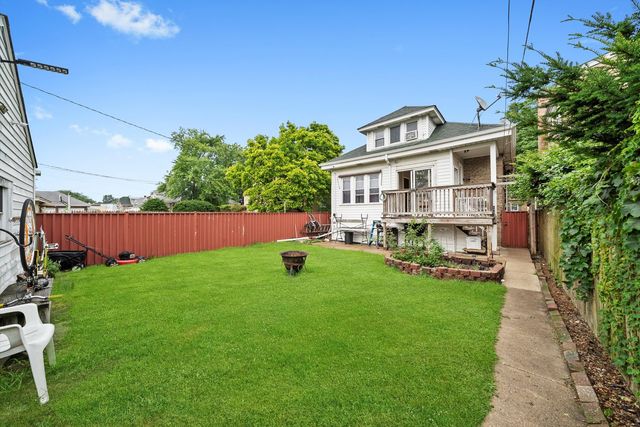 3506 Elmwood Avenue, Berwyn, IL 60402