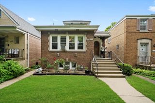 3506 Elmwood Avenue, Berwyn, IL 60402