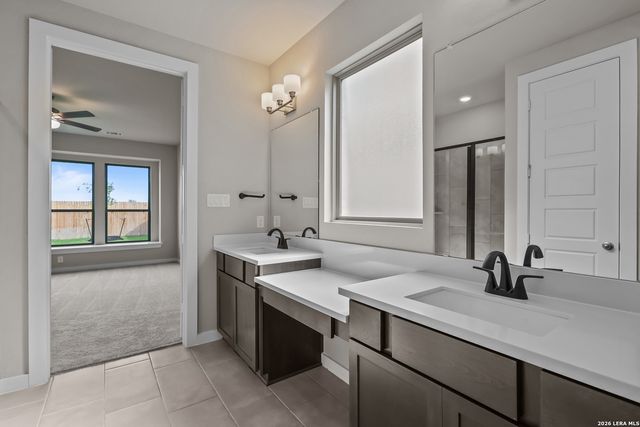 196 Desert Bloom, San Antonio, TX 78253