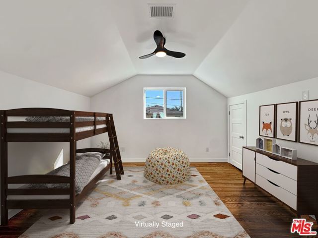 5930 Willoughby Avenue, Los Angeles, CA 90038