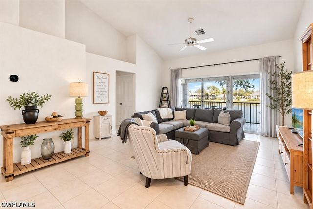 13021 Hamilton Harbour DR S5, Naples, FL 34110