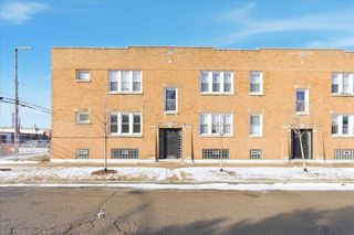 3224 N Linder Avenue 1, Chicago, IL 60641